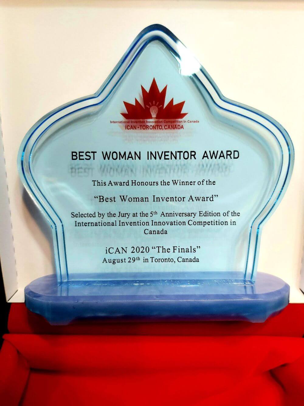 iCAN2020-Best-Woman-Inventor-Award-Plaque-1-scaled